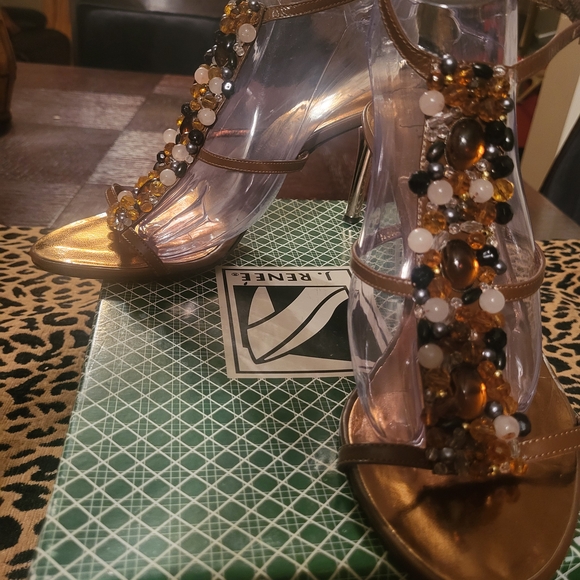 J RENEE Women's Gold and Brown Beaded Heels - Picture 3 of 5